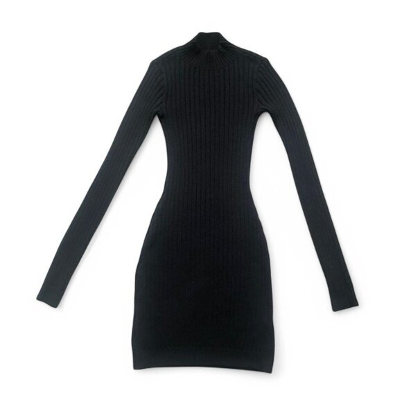 Hollister RIbbed Sweater Dress - Picture 2 of 4